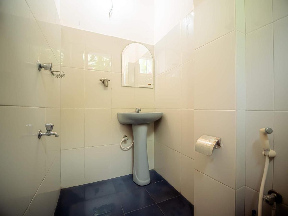 Surfing Guest House Matara Bagian luar foto